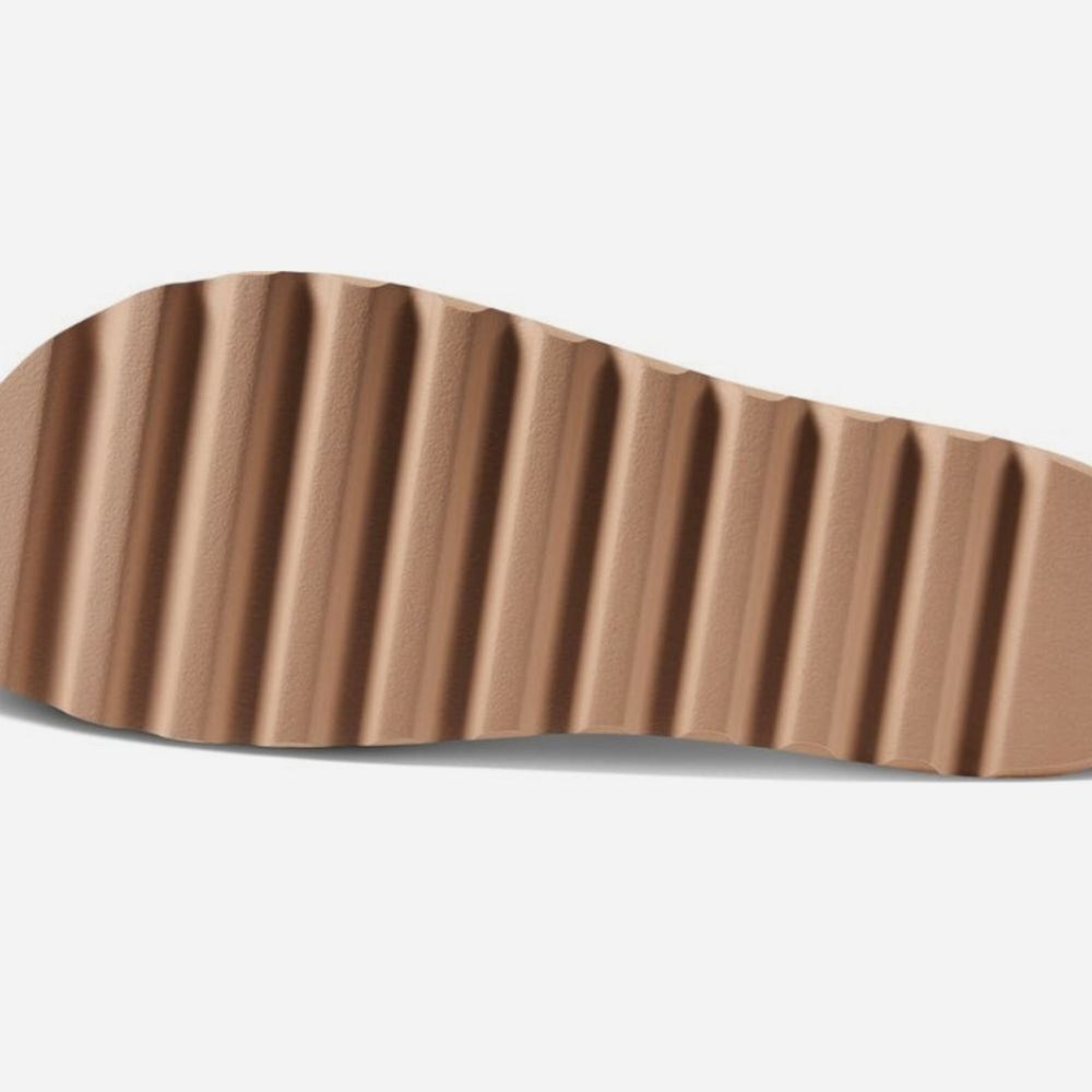Reef Cushion Rem Hi Sandals- Meringue - Picture 4 of 9